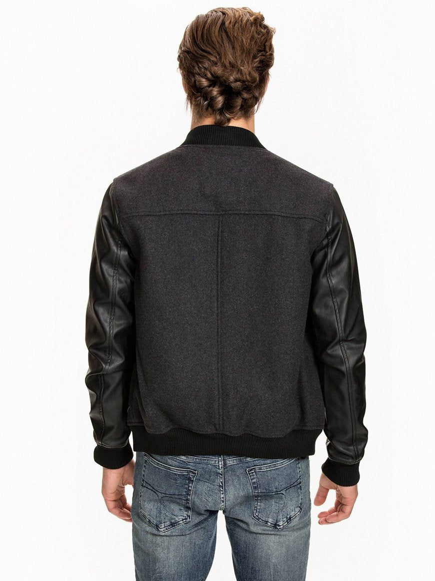 Сlassic bomber jacket